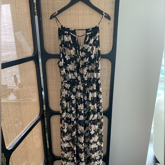 Floral Maxi Dress - Picture 3 of 6